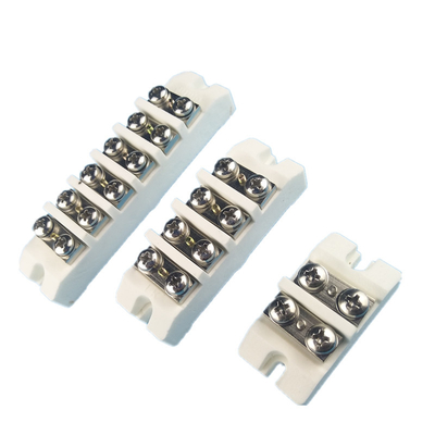 11mm Ceramic Barrier Screw Terminal Blocks 800℃ High Temperature Resistance 60 Amps 380 Volts