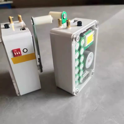 USB Charger Hand Crank Generator Emergency Survival Power Pack Phone Charger Outdoor Lighting Ignition Battery-free